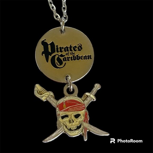 Vintage Disney Pirates of the Caribbean Necklace Charm Skull Crossbones - Picture 2 of 9